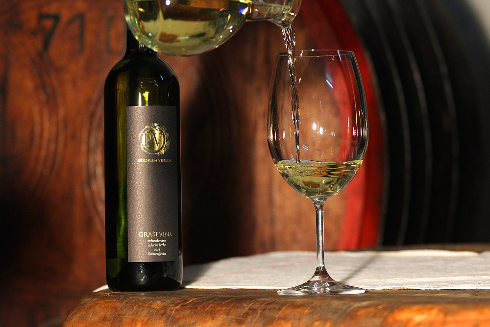 APPRRR: Objavljeni novi natječaji za vinogradare za mjere iz “Vinske omotnice”