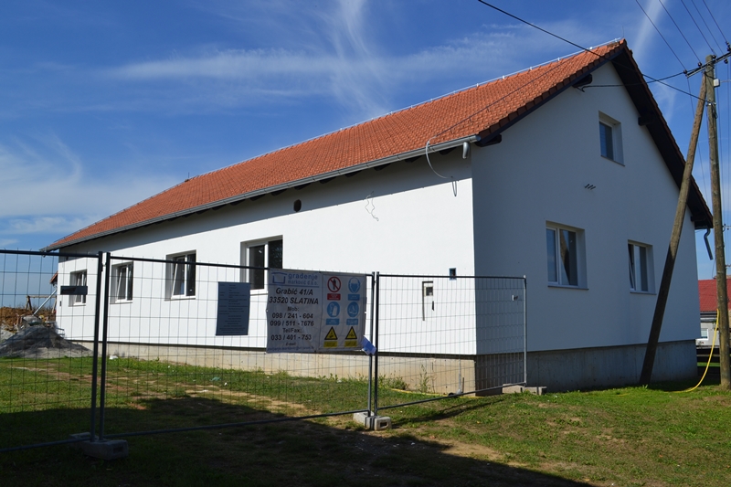 Gotovi radovi na vanjskom uređenju zgrade Mjesnog doma u Grabiću