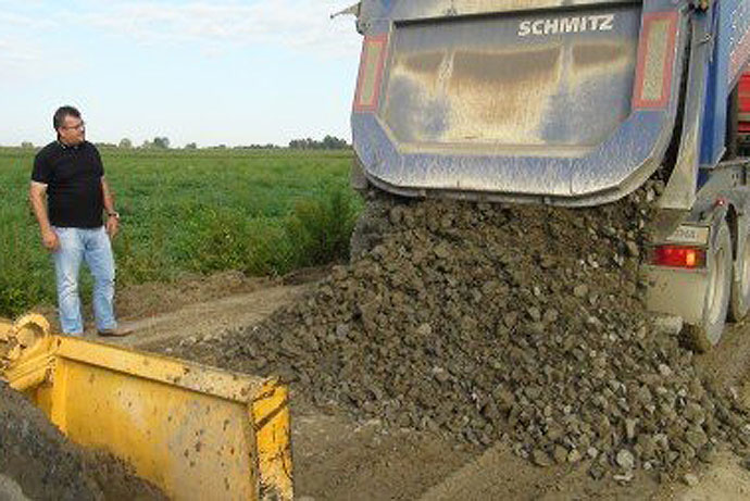 Načelnik općine Sopje Josip Granjaš obišao radove na nerazvrstanim cestama