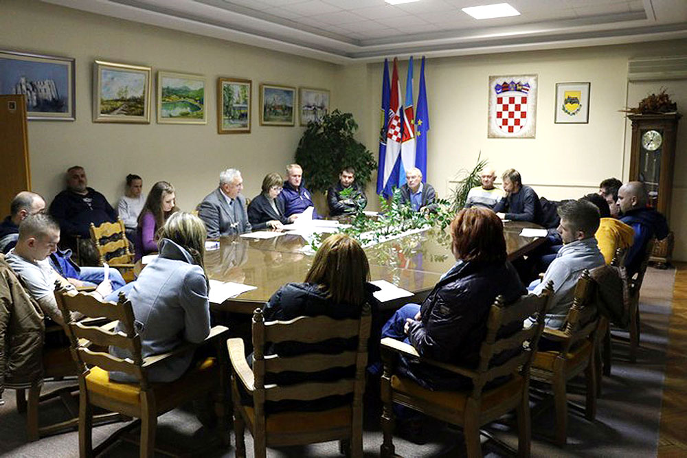 Orahovački ugostitelji raspravljali o radnom vremenu