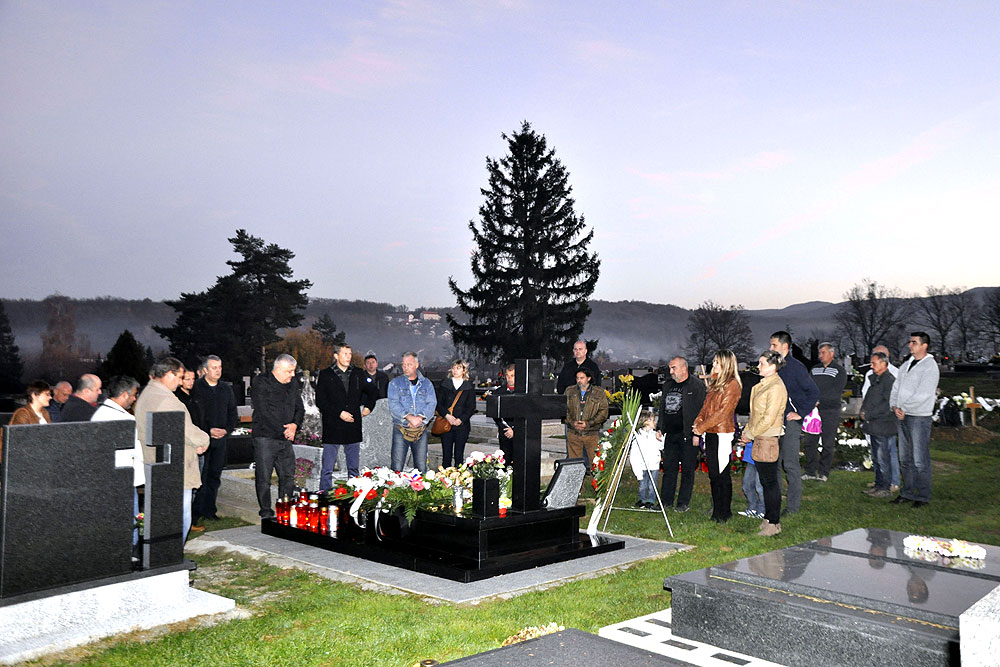 Orahovica: Suborci i prijatelji obilježili godišnjicu smrti Pave Vukelića-Paje