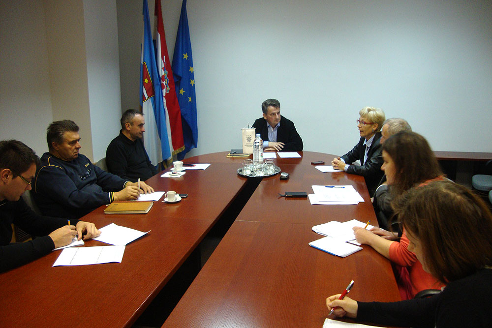 O aktualnom stanju u trgovini na 13. sjednici Strukovne grupe trgovine HGK – Županijske komore Virovitica