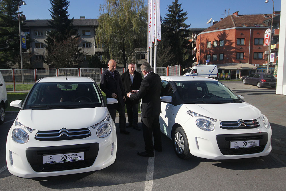 Dom zdravlja Virovitičko-podravske županije bogatiji za dvanaest novih vozila za patronažu