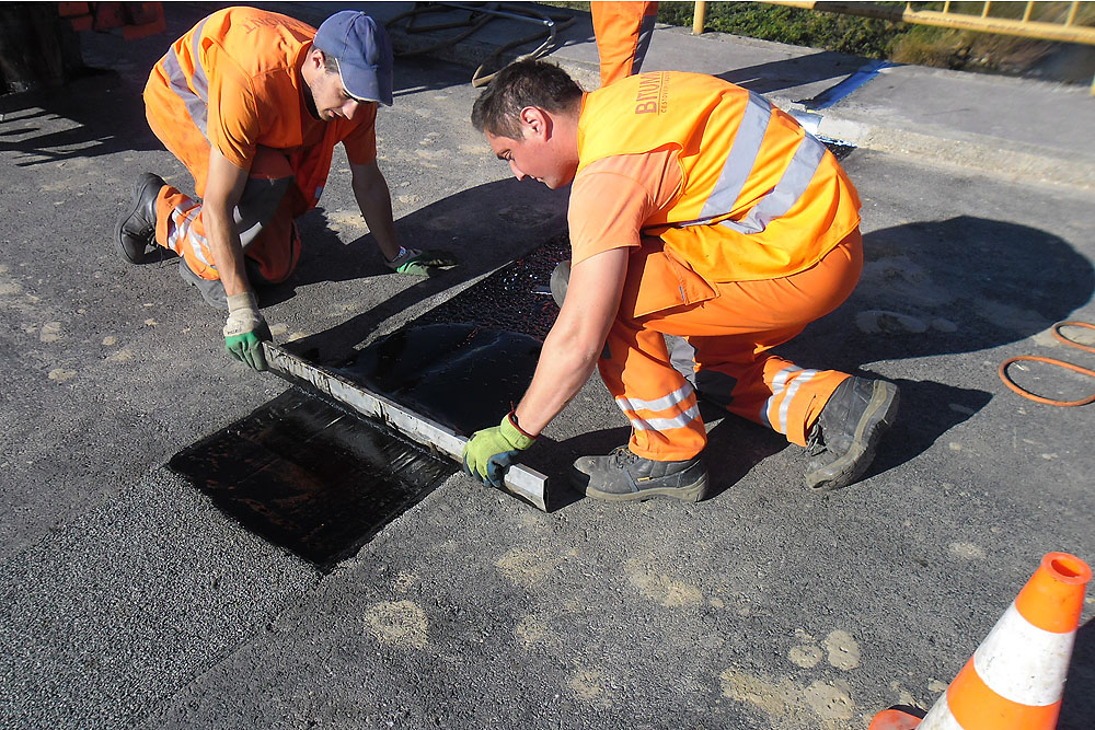 Županijska uprava za ceste VPŽ u cilju povećanja sigurnosti u prometu izvršila sanaciju mosta preko rijeke Voćinke