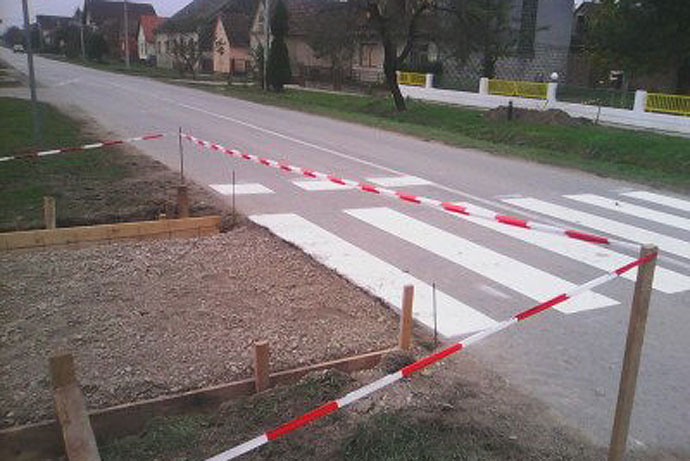 Izgradnja pješačkog prijelaza za djecu u Sopju