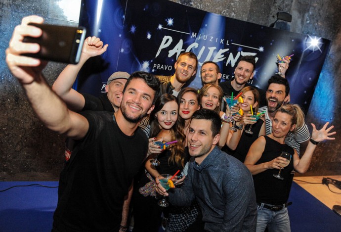 U utorak 4. listopada premijerno će se prikazati mjuzikl „Pacijenti“ među kojima je i jedan naš "pacijent", Stjepan Lach 2 pacinenti2
