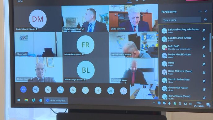Premijer Andrej Plenković, sa svojim suradnicima, u utorak je održao videosastanak sa županima, među kojima je bio i župan Andrović, o epidemiološkoj situaciji u pojedinim županijama 1 sastanak video1