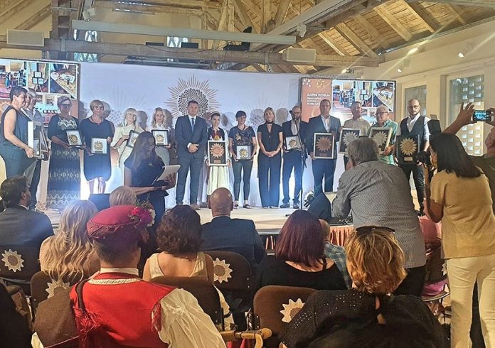 Suncokret ruralnog turizma Hrvatske: Gradu Virovitici posebno priznanje za tradicijsku manifestaciju “Jesen u gradu” 1 suncokret1