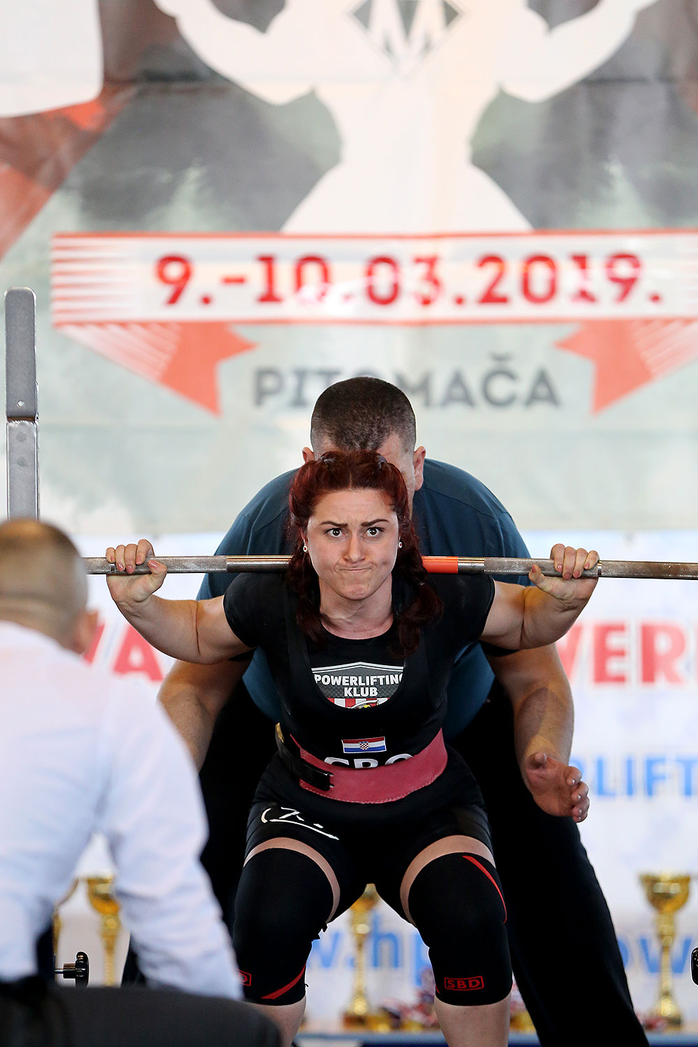 Župan Igor Andrović zaželio sreću Kristini Horvat koja će u Švedskoj nastupiti na Svjetskom prvenstvu u powerliftingu s kojeg se hrvatska ekspedicija nada osvajanju prve medalje za Hrvatsku 1 kristina horvat