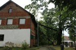 Stravične slike: U samo 20 minuta, oko 1.000 munja je pogodilo Orahovicu i širu okolicu, pijavica i led su uništavali središte grada 30 orahovicaNevrijeme 25