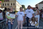 Korina Knapić je u "puzanju" bila "kao vjetar" i osvojila 8. prvenstvo beba, srebro i broncu su "uzele" dvije blizankinje, Nina i Maja Prpić 19 8. natjecanje beba u puzanju 23