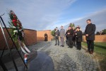 Povodom obilježavanja Dana neovisnosti RH položeni vijenci na Spomen obilježju u Virovitici 3 IMG 9618