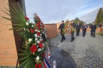 Povodom obilježavanja Dana neovisnosti RH položeni vijenci na Spomen obilježju u Virovitici 6 IMG 9629