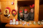 Fotogalerija: Djed Božićnjak i lijepe vilenjakinje te Ledo Medo, dijelili sladoled djeci i odraslima 3 IMG 8391