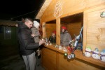 Fotogalerija: Djed Božićnjak i lijepe vilenjakinje te Ledo Medo, dijelili sladoled djeci i odraslima 4 IMG 8394
