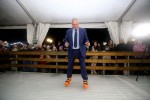 Fotogalerija: Stotine Orahovčana pohrlilo na klizalište u središtu grada, među njima na klizaljke je stao i gradonačelnik Josip Nemec 15 IMG 8559