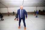 Fotogalerija: Stotine Orahovčana pohrlilo na klizalište u središtu grada, među njima na klizaljke je stao i gradonačelnik Josip Nemec 20 IMG 8583