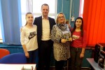 Fotogalerija: Širok osmjeh na licima djece u Voćinu i Zdencima, Virovitičko-podravska županija novim namještajem opremila škole u ova dva naselja 42 pamnf3on