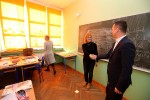 Fotogalerija: Širok osmjeh na licima djece u Voćinu i Zdencima, Virovitičko-podravska županija novim namještajem opremila škole u ova dva naselja 10 vocin skola obilazak 13