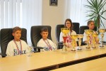 Pobjednici Krosa Sportskih novosti: Uspješnim atletičarima i treneru Zlatku Totu čestitali Ivica Kirin i Alen Bjelica 6 atletika6