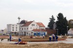 Fotogalerija - Gradski park Virovitica: Pored novouređene šetnice ispred virovitičke Gimnazije posađena nova stabla, u tijeku i sadnja grmova 11 MG 7605