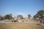 Fotogalerija - Gradski park Virovitica: Pored novouređene šetnice ispred virovitičke Gimnazije posađena nova stabla, u tijeku i sadnja grmova 18 MG 7628