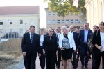 Obilazak središta Virovitice: Predsjednicu RH Kolindu Grabar-Kitarović upoznali su s projektom obnove Dvorca Pejačević i uređenjem nove šetnice 8 dvorac pejacevic 10