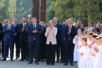 Fotogalerija: Predsjednica Kolinda Grabar-Kitarović posjetila Voćin, gdje je odala počast nevinim žrtvama stradalima u Domovinskom ratu i dobila ovacije stanovnika 53 vocin kgk 29