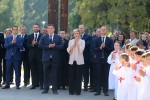 Fotogalerija: Predsjednica Kolinda Grabar-Kitarović posjetila Voćin, gdje je odala počast nevinim žrtvama stradalima u Domovinskom ratu i dobila ovacije stanovnika 54 vocin kgk 30