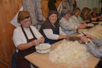 Udruga žena Dinjevac U prikazu starih običaja i delicija uživali i mali i veliki, jer „tako su to radili naši stari“ 27 51443355 580534199037989 316702886882967552 n