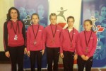 Učenice OŠ Eugena Kumičića Slatina, Tia Hršak, Karla Mihaljević, Tea Halužan i Veronika Vilk, uz trenericu Tomislavu Medvedović, osvojile srebro na Prvenstvu Hrvatske u krosu 5 naslovna 115