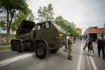Fotogalerija: Brojni Virovitičani su uz Antu Gotovinu, oduševljeno gledali vojnu opremu u središtu grada koja će u Virovitici biti i u subotu 6 81 vojna oprema i krila oluje 6