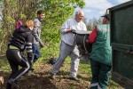 Zelena čistka: U sklopu akcije očišćena planinarska staza Virovitički vidici, u šumi je bilo televizora i frižidera, broj divljih odlagališta znatno se smanjuje 44 zelena 44