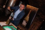Fotogalerija: Župan Igor Andrović napunio prvu od 10 tisuća novih boca ”Slatinskog bisera” 3 IMG 2630