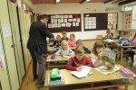 Prvašićima u Virovitici i Milanovcu podijeljene bojanke „Sigurno na putu do škole“ 2 3 3 1