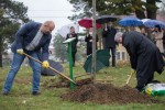 Fotogalerija: U Grabrovnici posađena lipa kao simbol zajedničke suradnje i prijateljstva između općine Pitomača i grada Csurga 20 IMG 4608 696x464