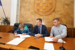 Srednjoškolcima stipendije: Drvodjeljski tehničari dizajneri, CNC operateri, pekari dobivaju od Županije 500 kuna mjesečno 23 stipendije deficitarni 26