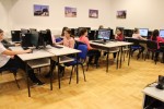 Visoka škola u Virovitici: Kolika je temperatura u učionici te kako programirati igraću kocku doznali su učenici Katoličke osnovne škole u Virovitici 2 vsmti djeca1
