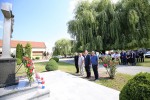 Povodom Dana općine Čađavica položeni vijenci i lampioni za poginule i umrle hrvatske branitelje, a potom je održana i sveta misa 7 IMG 0837