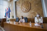 Projekt u koji je uključeno 18 škola partnera: Potpisani ugovori s pomoćnicima u nastavi u okviru projekta „In-In – integracija i inkluzija“ 4 MG 7076