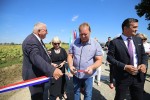 Čekali su 25 godina, više ne čekaju: Makadam je povijest, otvorena je asfaltirana cesta koja spaja Josipovo i Kapinci 28 josipovo kapinci 35