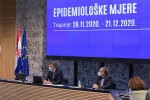 Predsjednik Vlade RH Andrej Plenković: Ovaj virus ozbiljna je prijetnja zdravlju i životima te još jednom pozivam na odgovorno ponašanje, nove mjere stupaju na snagu u subotu 1 26 11 2020 Predstavljanje epidemioloskih mjera NSK 3