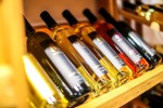 Znate li da se u Pitomači, na jednom mjestu, može pronaći vino koje pije Papa, najbolja hrvatska Graševina de Gotho i 67 najpoznatijih svjetskih vina, a educirano je i 12 master sommeliera 24 IMG 2983