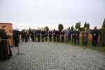 Povodom obilježavanja Dana sjećanja na žrtve Domovinskog rata i Dan sjećanja na žrtvu Vukovara i Škabrnje, na Gradskom groblju u Virovitici položeni su vijenci i zapaljene svijeće 13 IMG 3390