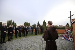 Povodom obilježavanja Dana sjećanja na žrtve Domovinskog rata i Dan sjećanja na žrtvu Vukovara i Škabrnje, na Gradskom groblju u Virovitici položeni su vijenci i zapaljene svijeće 15 IMG 3398