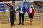 Virovitica: Gradonačelnik Ivica Kirin uručio braniteljskim udrugama ugovore o sufinanciranju 2 20210505 091408