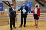 Virovitica: Gradonačelnik Ivica Kirin uručio braniteljskim udrugama ugovore o sufinanciranju 3 20210505 091435