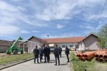 DVD Otrovanec gradi garažu za vatrogasno vozilo koje će dobiti iz Tirola 1 dvd otrovanec 2