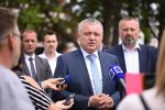 Ministar Darko Horvat u radnom posjetu Agroduhanu: Cilj je unaprijediti poslovanje, pronaći strateškog partnera i pokrenuti proizvodnju cigareta u Slatini 19 ministar horvat u slatini 35
