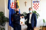 Fotogalerija: Virovitičko-podravski župan, Igor Andrović, uručio je ugovore udrugama s područja grada Orahovice koje su se javile na javni poziv VPŽ 7 udruge orah 8